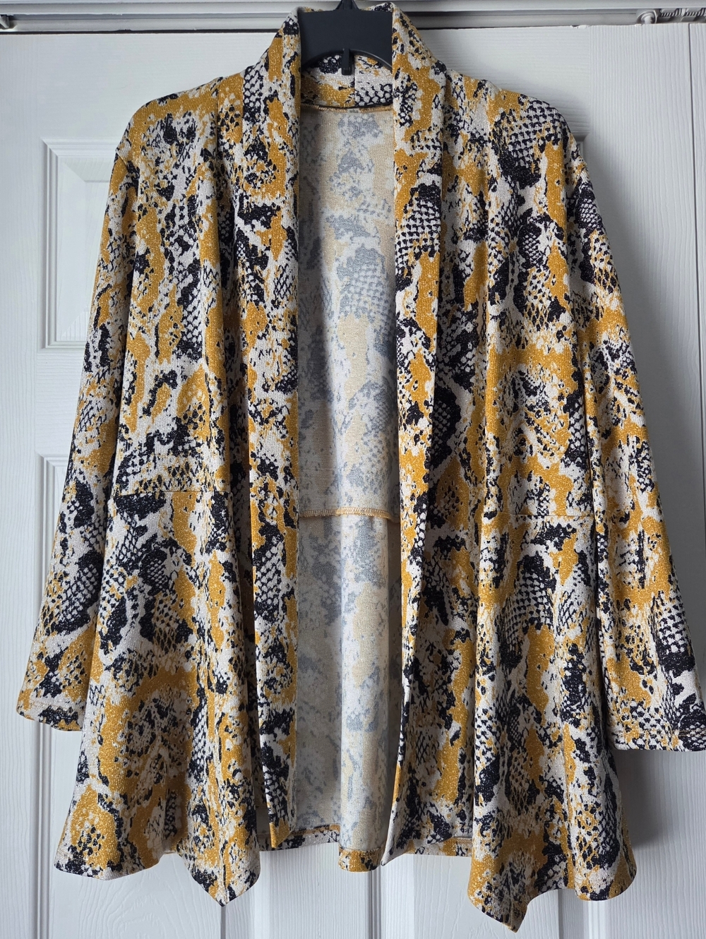 NWT Kasper Gold Snake-Print Open Front Cardigan Sweater Size L - Picture 4 of 15